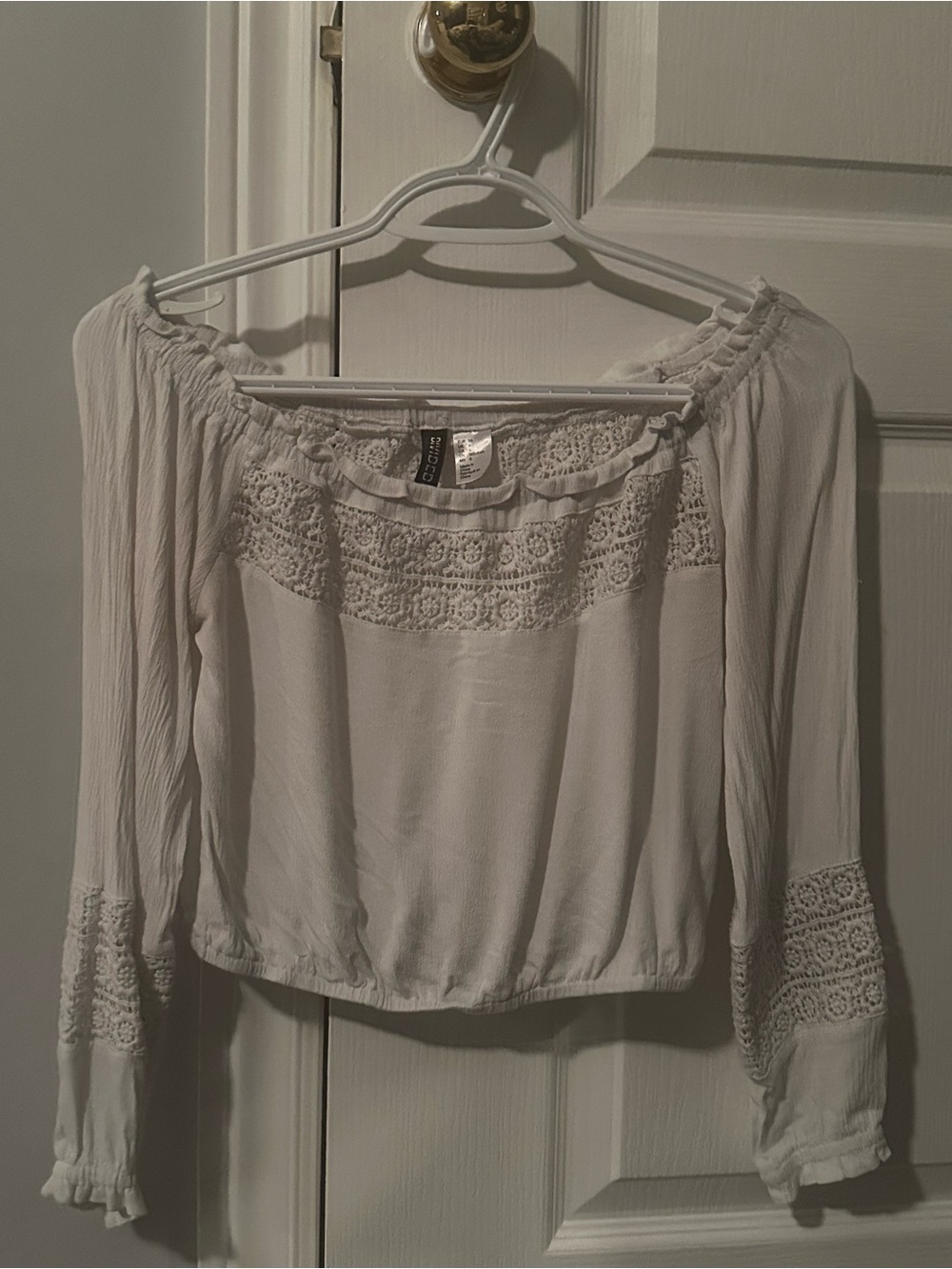 H&M White Off-Shoulder Crochet Trim Blouse